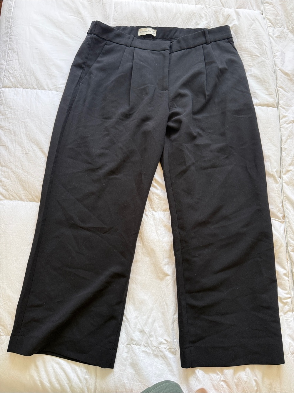 Abercrombie & Fitch Black Cropped Wide-Leg Trousers